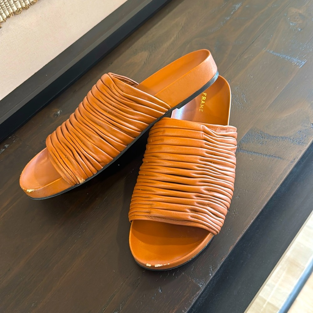 Frame Le Reese Sandals